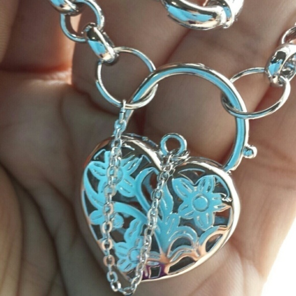 GOLD filled bracelet ๐ ๐ - Picture 2 of 3